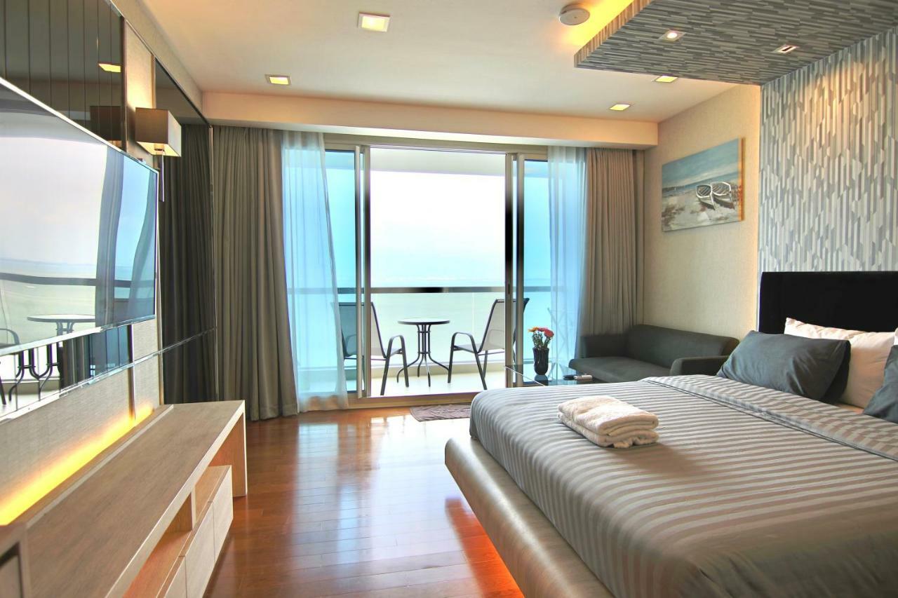 Luxurious Beachfront Pattaya Ngoại thất bức ảnh