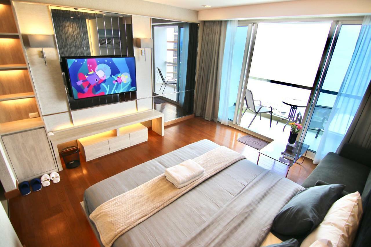 Luxurious Beachfront Pattaya Ngoại thất bức ảnh