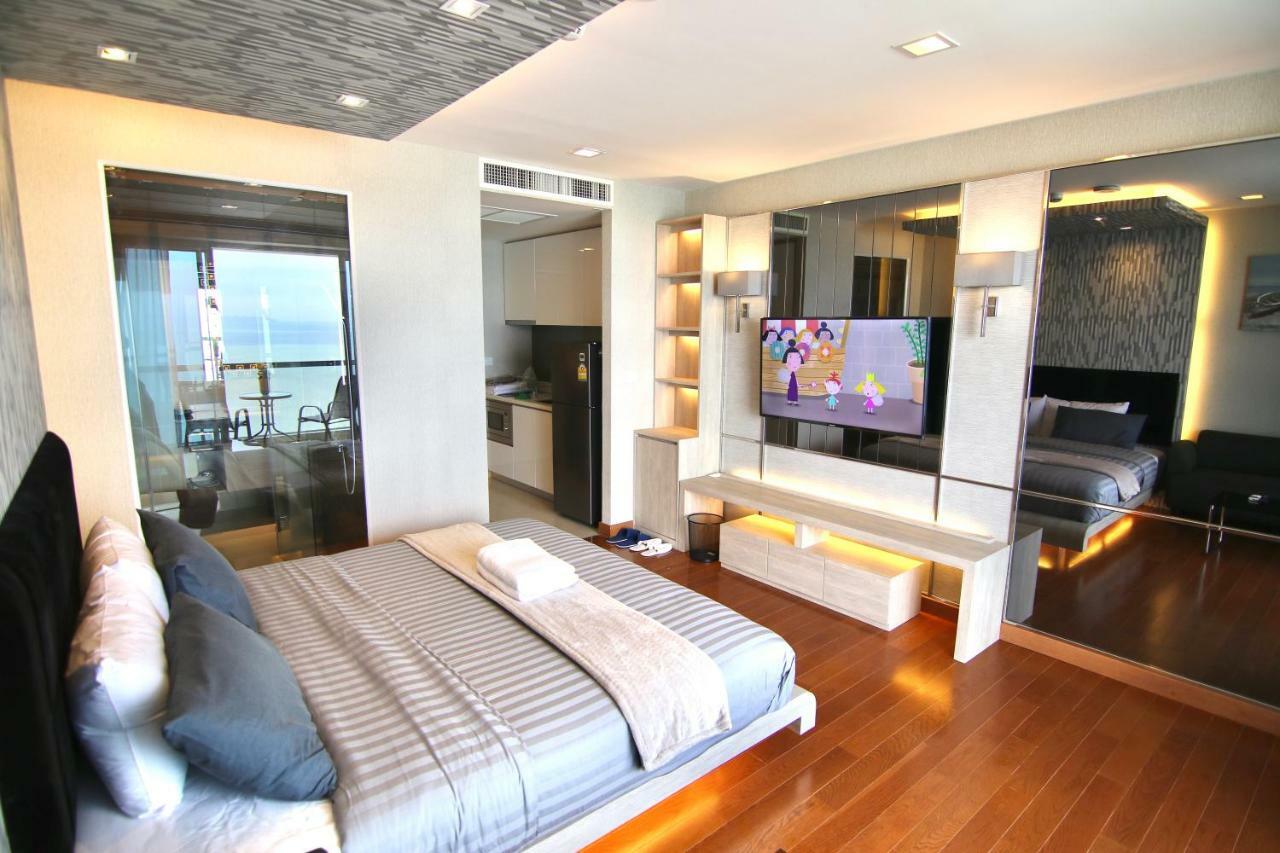 Luxurious Beachfront Pattaya Ngoại thất bức ảnh